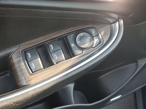 Used 2018 Chevrolet Malibu Premier w/ Premier Sport Package FWD image 15