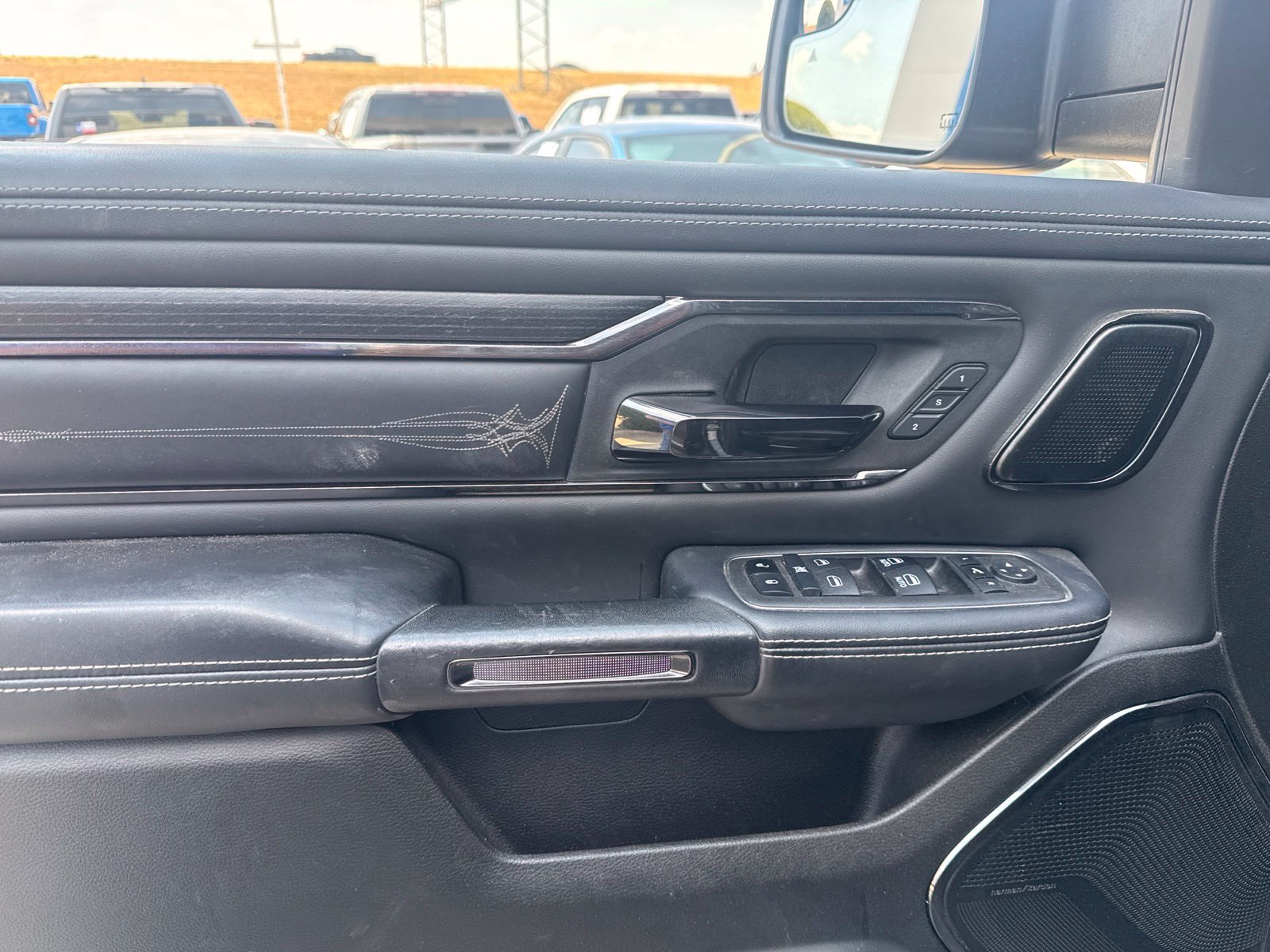 Used 2024 RAM 1500 Limited AWD/4WD image 15