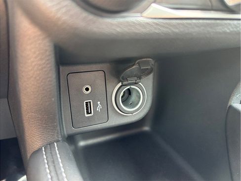 Used 2019 Nissan Kicks S FWD image 25