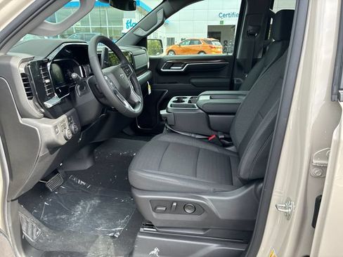 New 2026 Chevrolet Silverado 1500 RST AWD/4WD image 10