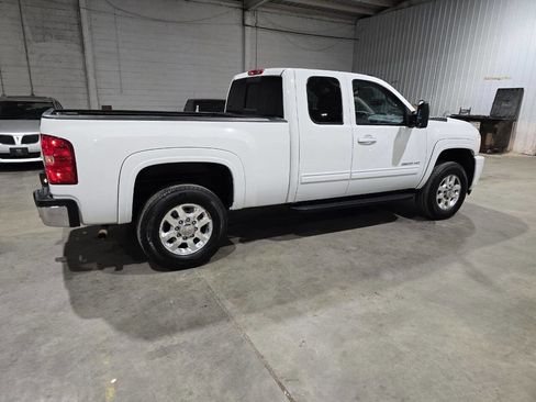 Used 2013 Chevrolet Silverado 2500 LT w/ Z71 Appearance Package AWD/4WD image 17