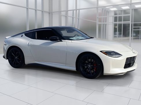 New 2026 Nissan Z Performance w/ Floor Mat Package image 8