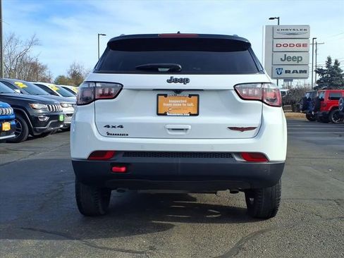 Used 2024 Jeep Compass Trailhawk image 4