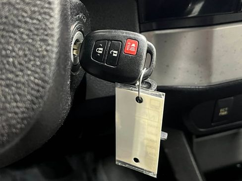 Used 2016 Toyota Tacoma SR5 w/ Towing Package RWD image 20