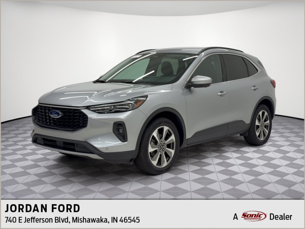 Used 2024 Ford Escape Platinum AWD/4WD image 1