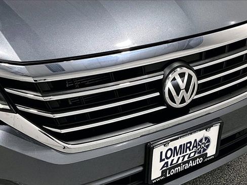 Used 2020 Volkswagen Passat 2.0T SEL image 34