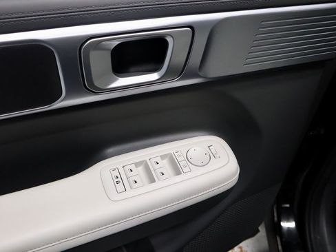 Used 2025 Hyundai Santa Fe SEL image 23