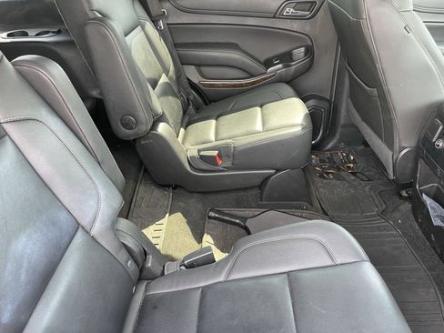 Used 2018 Chevrolet Tahoe LT w/ Luxury Package AWD/4WD image 9