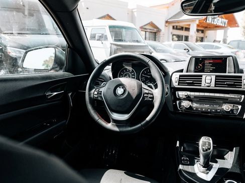 Used 2017 BMW 230i Coupe RWD image 21