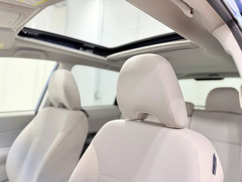 Used 2012 Subaru Forester 2.5X Premium w/ All-Weather Pkg image 13