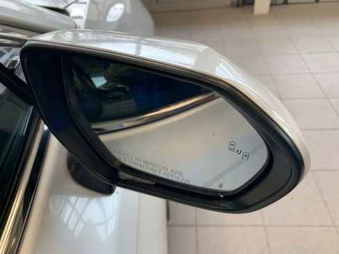 Used 2023 Toyota Camry XLE image 22