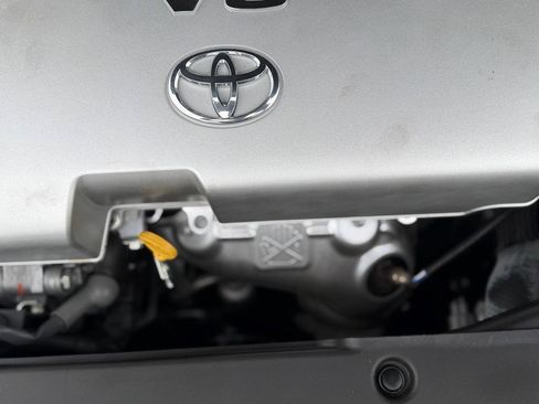 Used 2007 Toyota Avalon Touring FWD image 79