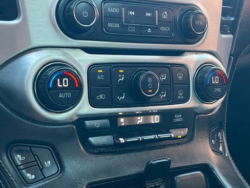 Used 2020 GMC Yukon SLT w/ Open Road Package image 23