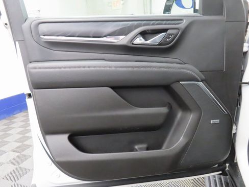 Used 2021 GMC Yukon XL Denali w/ Denali Premium Package image 56