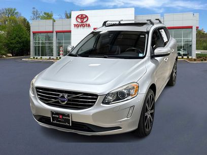 Used 2017 Volvo XC60 T6 Inscription w/ Climate Package