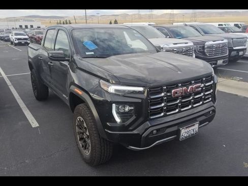 Used 2026 GMC Canyon AT4 AWD/4WD image 1