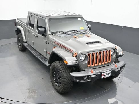 Used 2021 Jeep Gladiator Mojave w/ Cold Weather Group AWD/4WD image 40