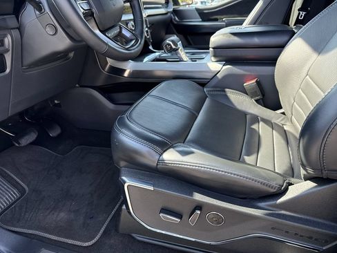 Used 2024 Ford F150 Platinum w/ Equipment Group 702A High AWD/4WD image 9