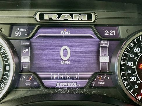 Used 2020 RAM 1500 Laramie w/ Sport Appearance Package AWD/4WD image 15