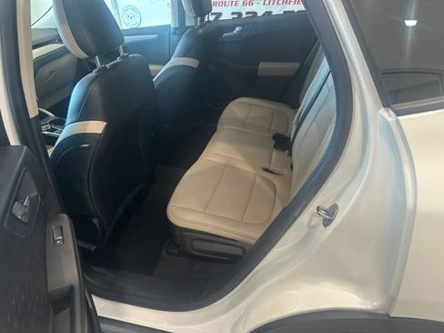 Used 2020 Ford Escape SEL AWD/4WD image 8