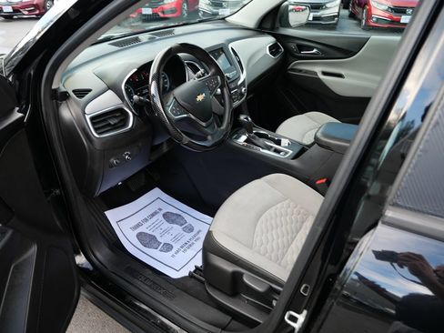 Used 2019 Chevrolet Equinox LS AWD/4WD image 9