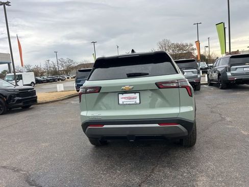 New 2026 Chevrolet Equinox LT image 4