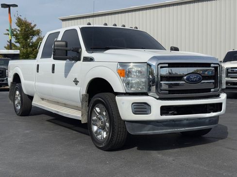 Used 2015 Ford F350 XLT w/ Snow Plow Prep Package image 2