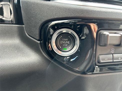 Used 2025 Chevrolet Silverado 1500 LTZ w/ Technology Package image 24
