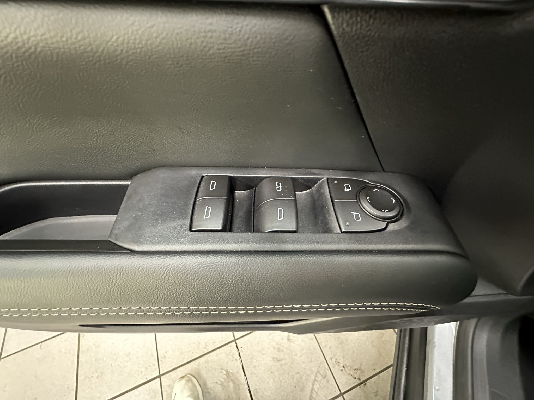 Used 2026 GMC Terrain Elevation FWD image 23