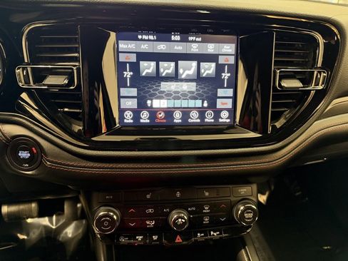 Used 2023 Dodge Durango GT image 11