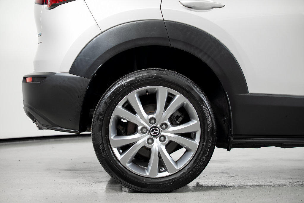 Used 2022 MAZDA CX-30 AWD 2.5 S w/ Premium Package image 6