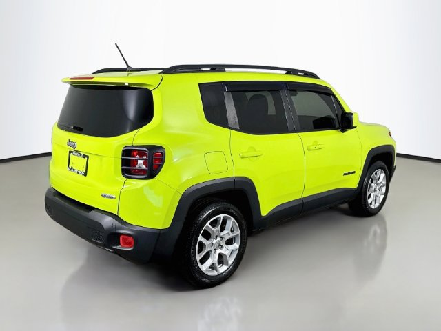 Used 2017 Jeep Renegade Latitude w/ Popular Equipment Group FWD image 7