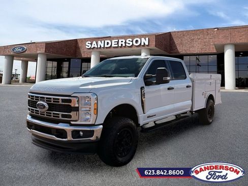 Used 2025 Ford F350 XLT w/ FX4 Off-Road Package AWD/4WD image 7