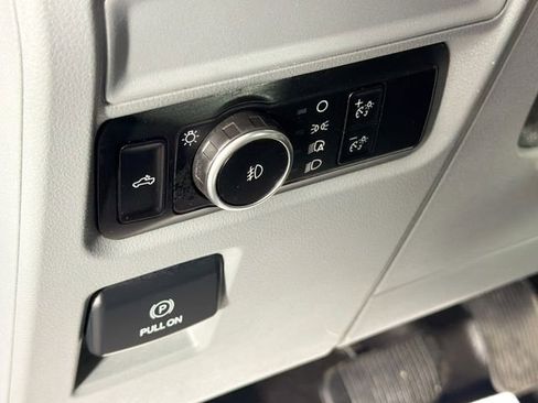 Used 2023 Ford F150 XLT AWD/4WD image 10