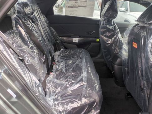 New 2026 Hyundai Elantra SEL Sport Premium FWD image 25