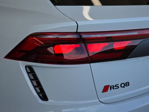 New 2026 Audi RS Q8 performance image 25