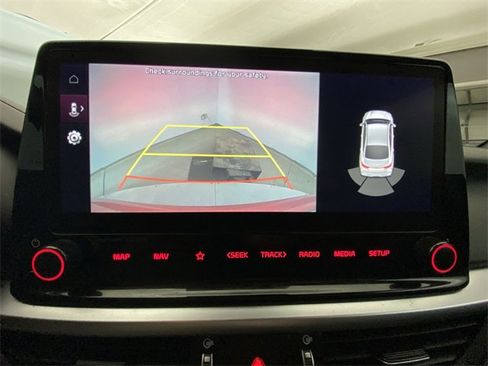 Used 2022 Kia Forte GT image 17