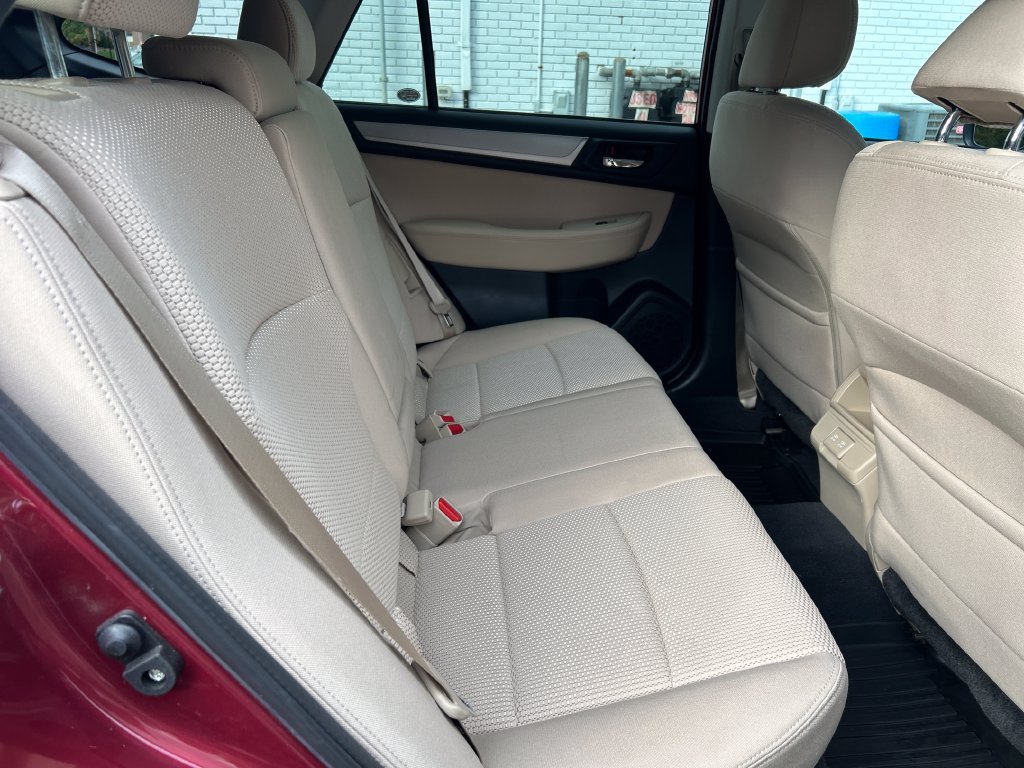 Used 2019 Subaru Outback 2.5i Premium AWD/4WD image 30
