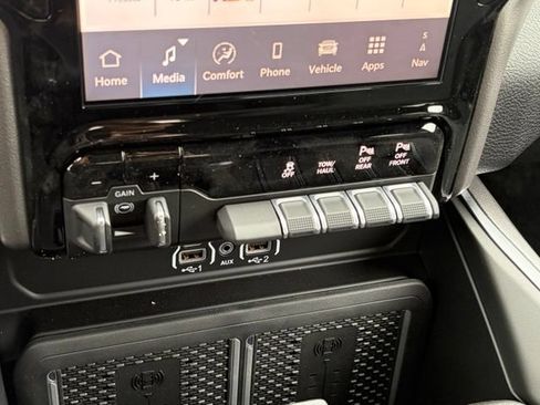 New 2026 RAM 2500 Big Horn AWD/4WD image 20