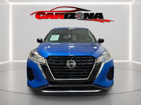 Used 2021 Nissan Kicks S image 2