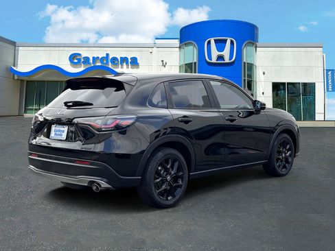 Certified 2024 Honda HR-V Sport image 6