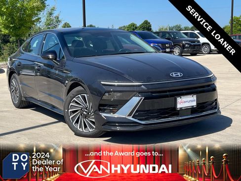 New 2025 Hyundai Sonata SEL image 1