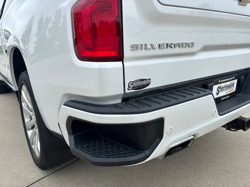 Used 2021 Chevrolet Silverado 1500 High Country w/ Technology Package AWD/4WD image 26