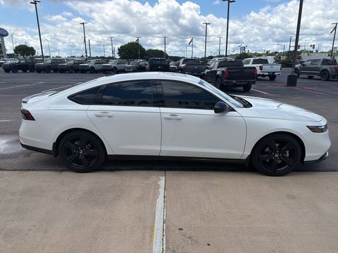 Used 2025 Honda Accord Sport image 19