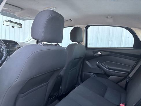 Used 2015 Ford Focus SE image 13