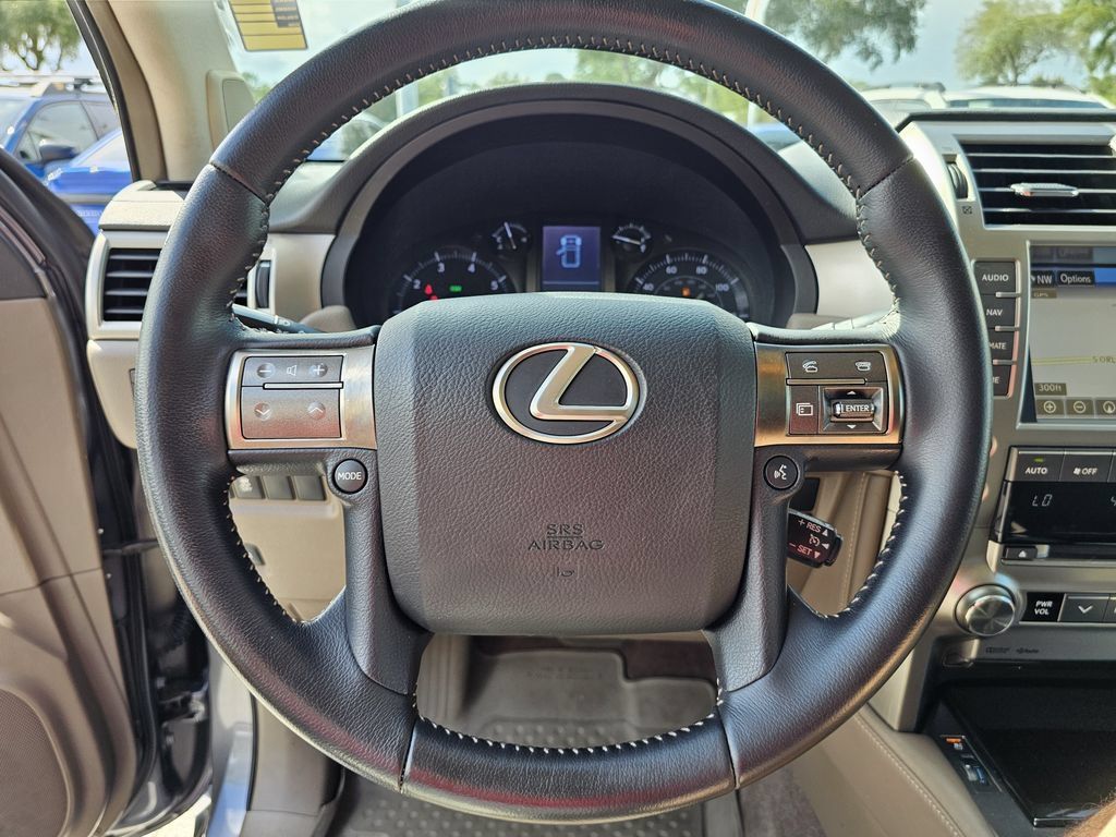 Used 2017 Lexus GX 460 w/ Navigation Package AWD/4WD image 22