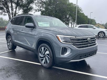 New 2026 Volkswagen Atlas SE