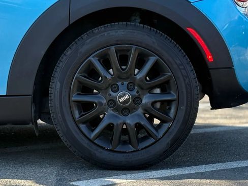 Used 2017 MINI Cooper S image 34