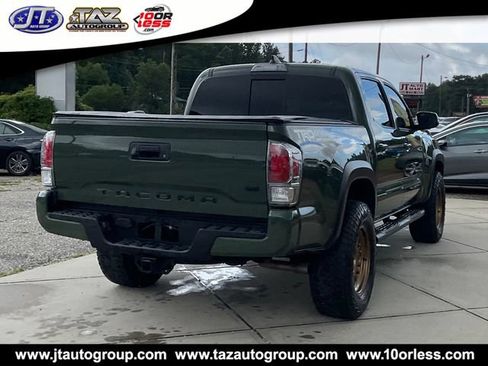 Used 2021 Toyota Tacoma TRD Off-Road w/ Technology Package AWD/4WD image 7
