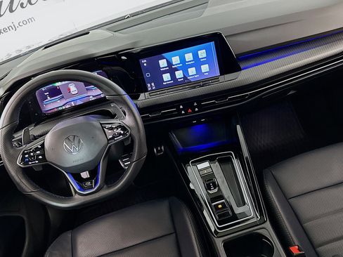 Used 2024 Volkswagen Golf R 2.0L TSI 4MOTION 7-Speed DSG T image 18